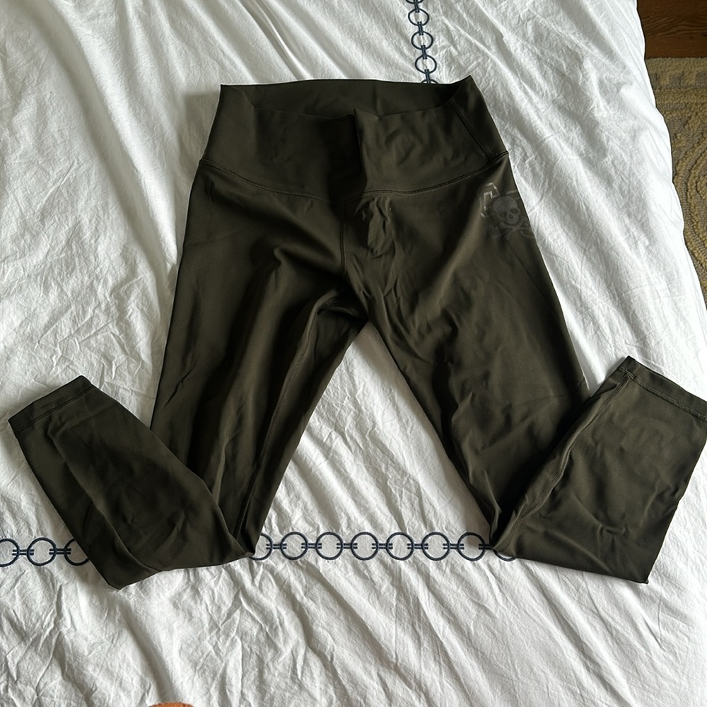 Lululemon SoulCycle Leggings in Olive Green